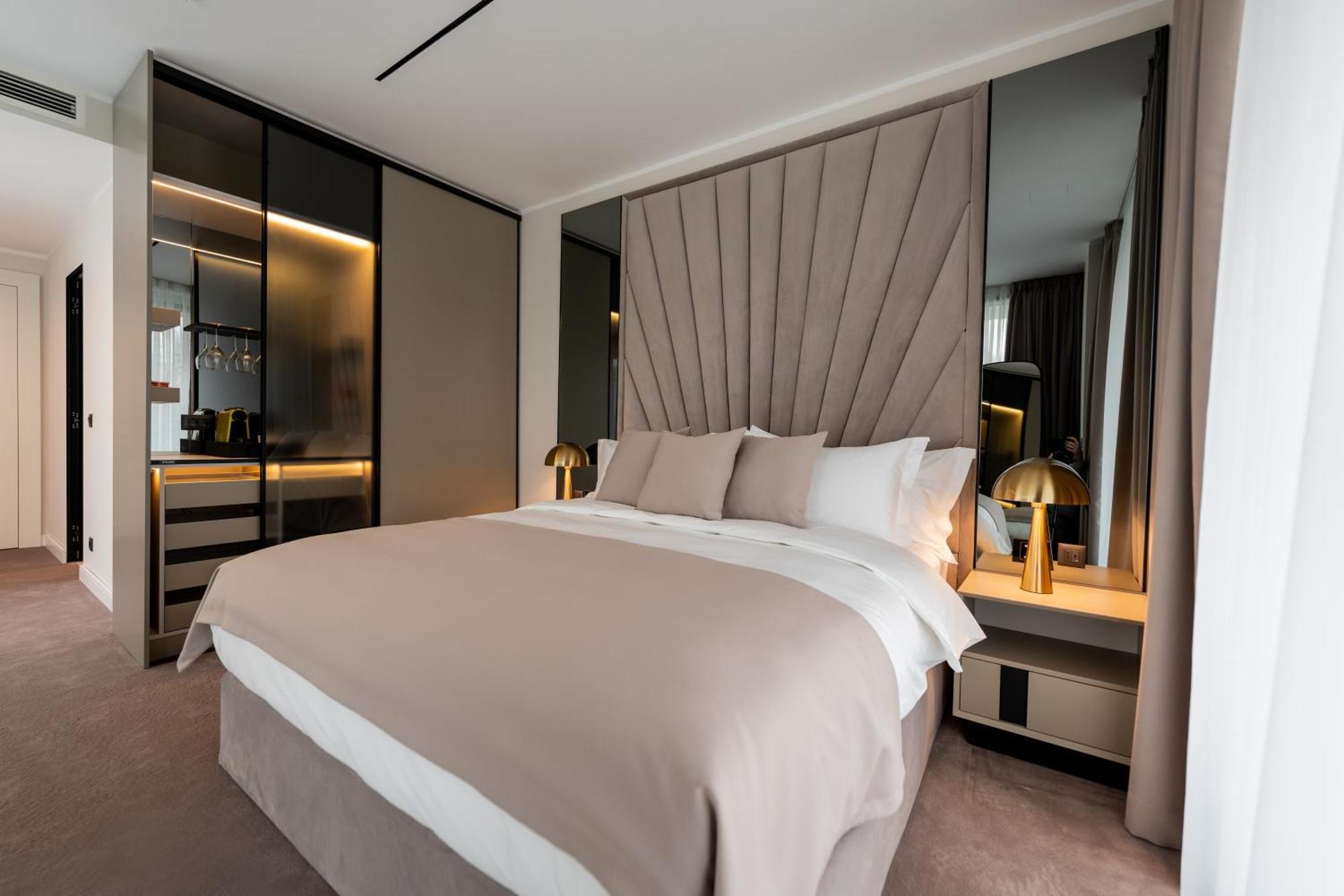 New Belgrade Premium Hotel 外观 照片