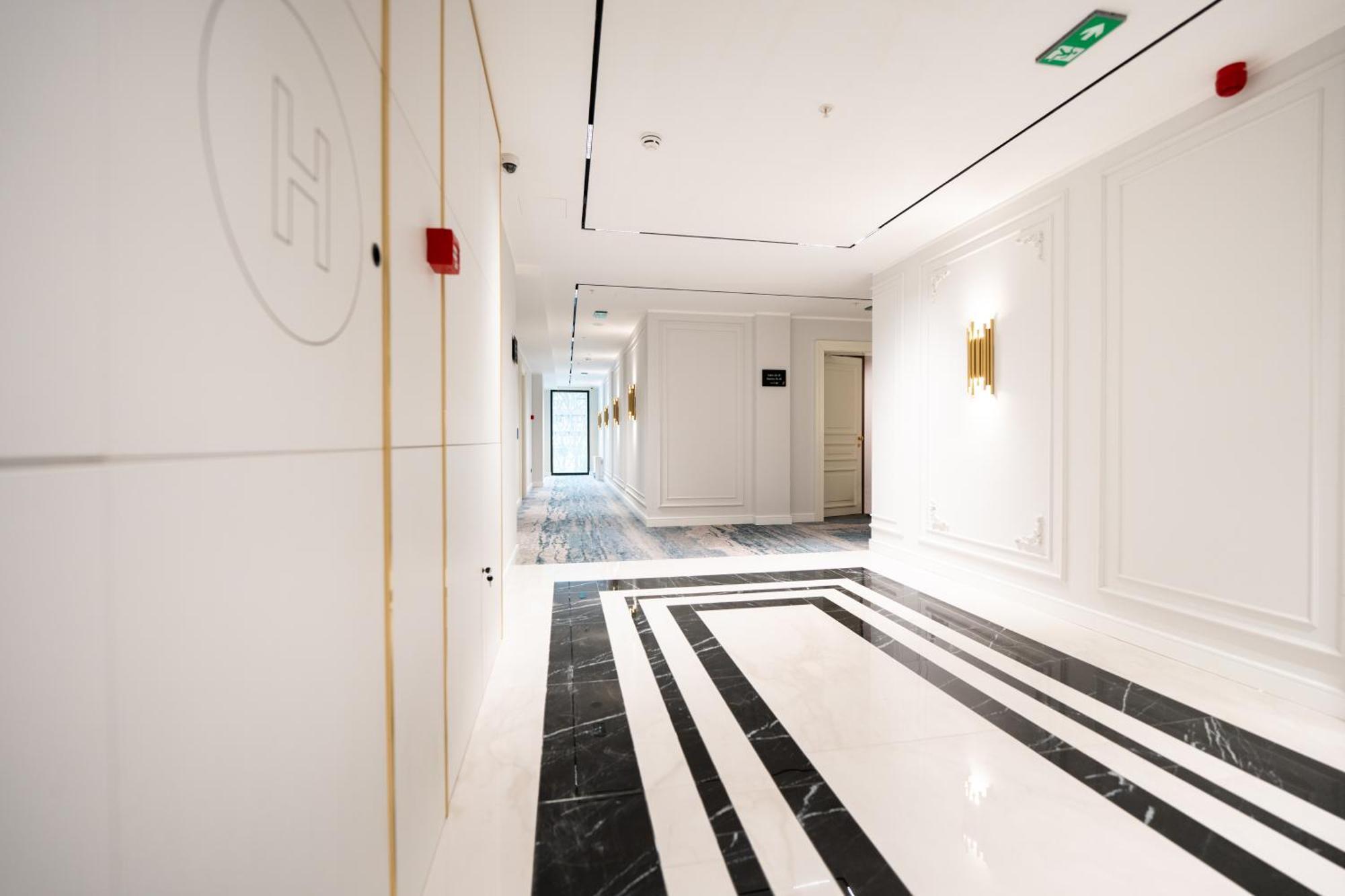 New Belgrade Premium Hotel 外观 照片