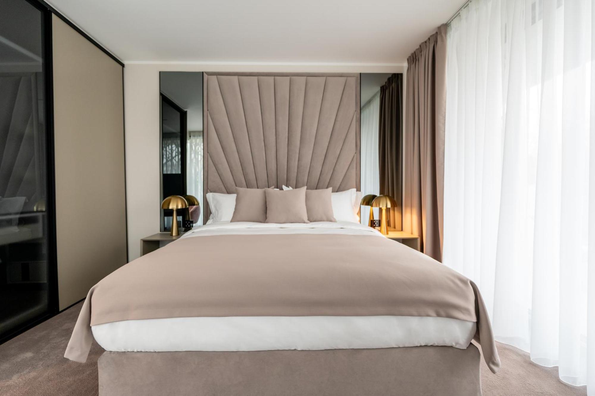 New Belgrade Premium Hotel 外观 照片