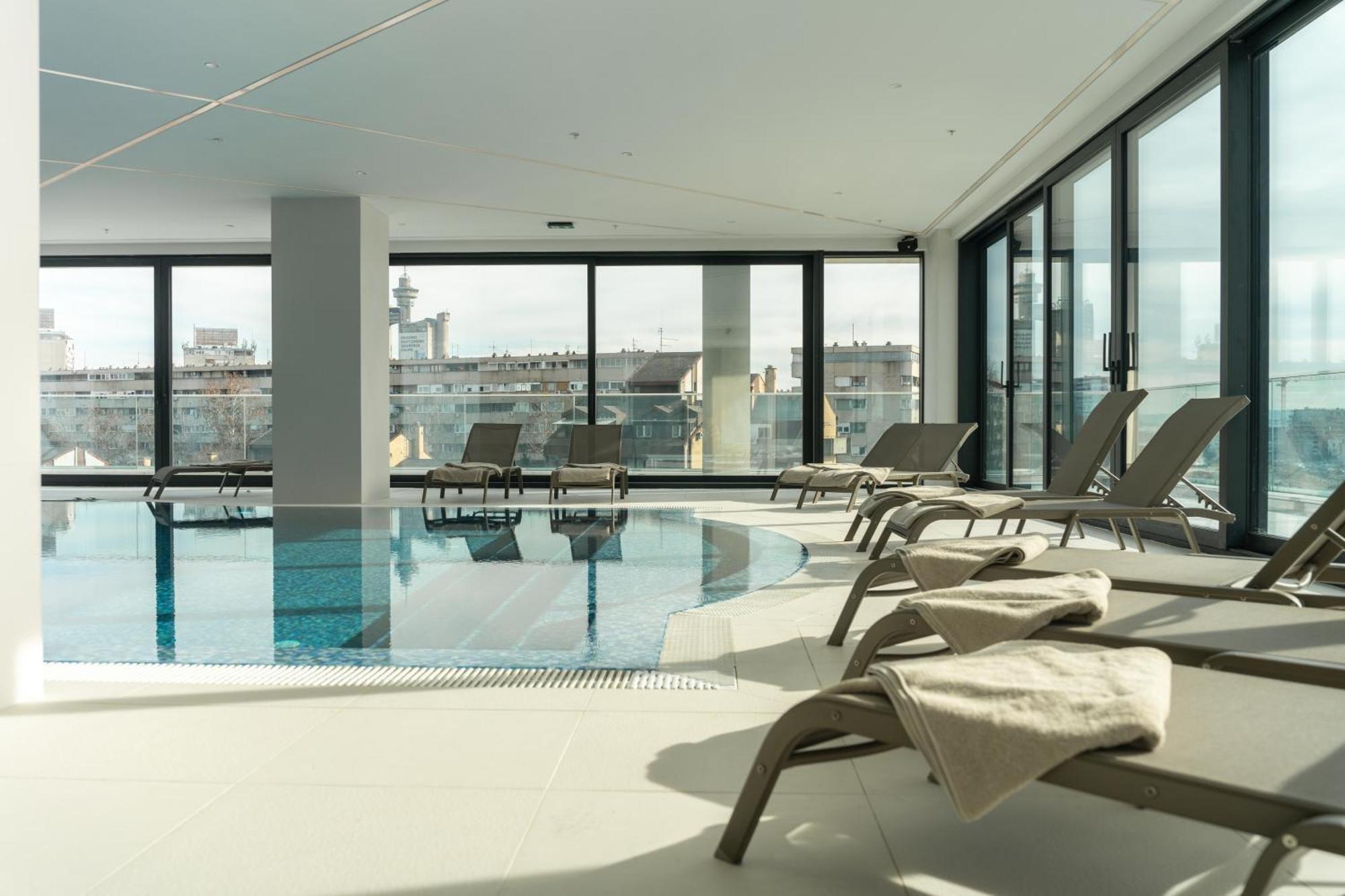 New Belgrade Premium Hotel 外观 照片